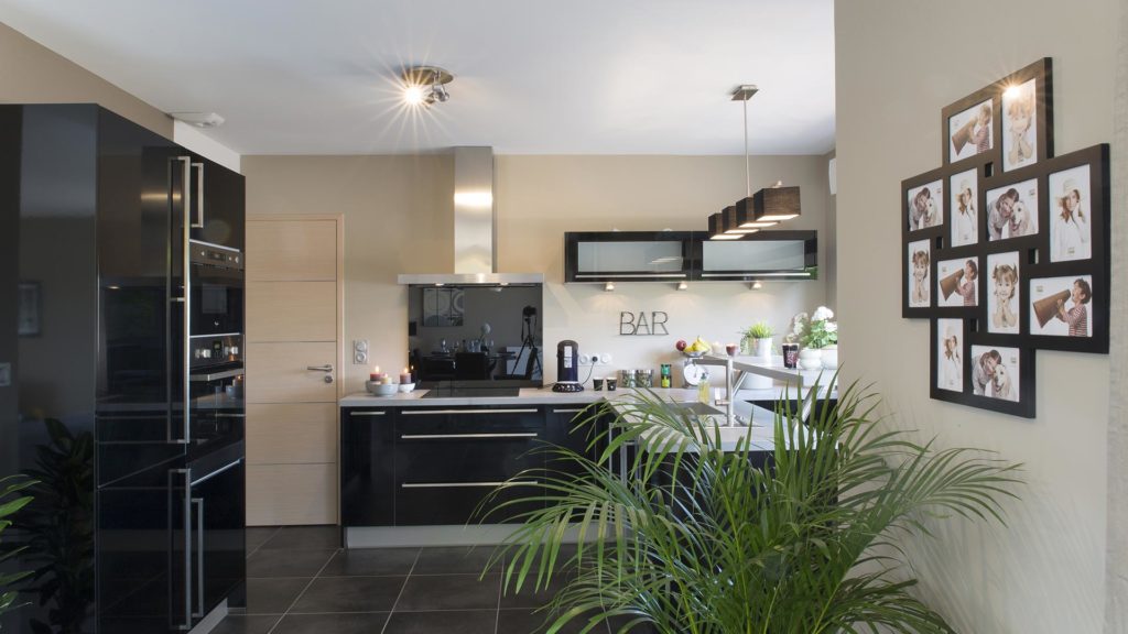 Cuisine maison témoin décorée